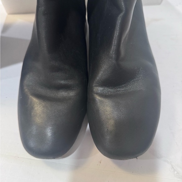 Super cute Black Knee-High Leather Boots - Picture 15 of 16